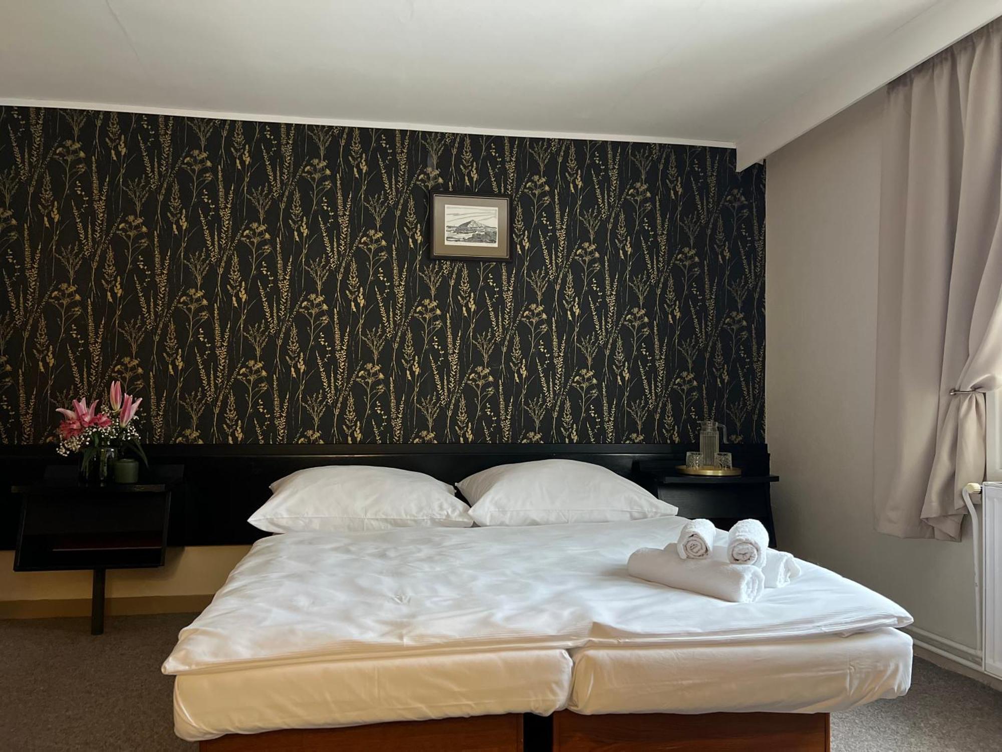 Hotel Lomnice Špindlerŭv Mlýn Ngoại thất bức ảnh