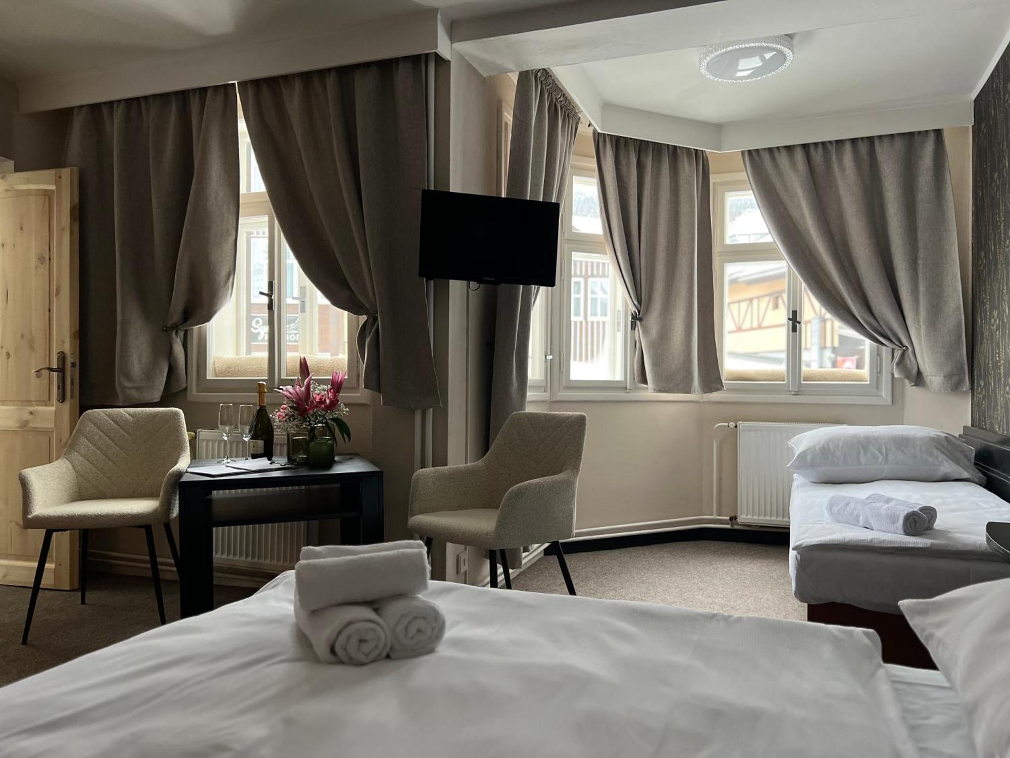 Hotel Lomnice Špindlerŭv Mlýn Ngoại thất bức ảnh